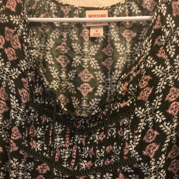 Mossimo Shirt - Picture 2 of 3